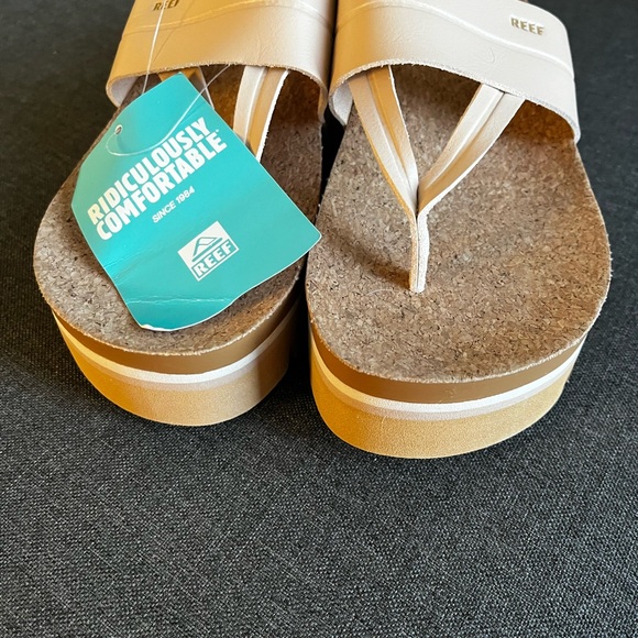 Reef Vista Higher Lennox Platform Sandal - Picture 7 of 9